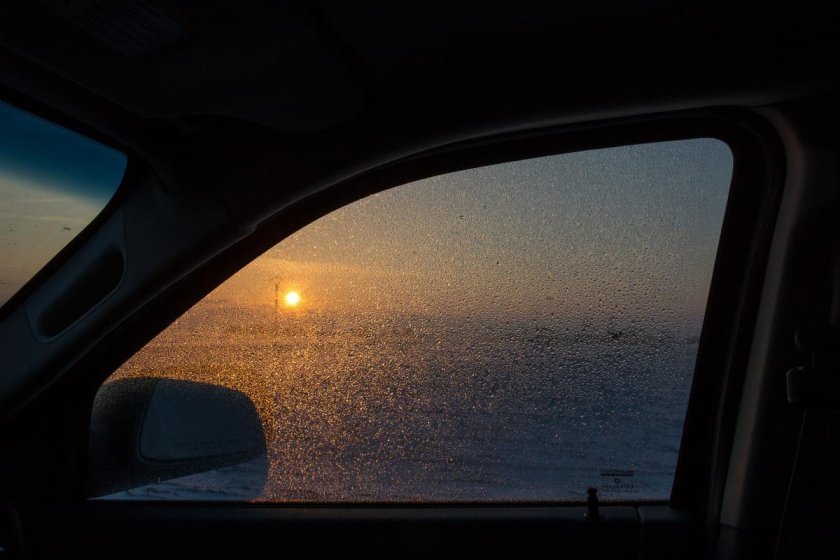 Красивый вид из окна машины