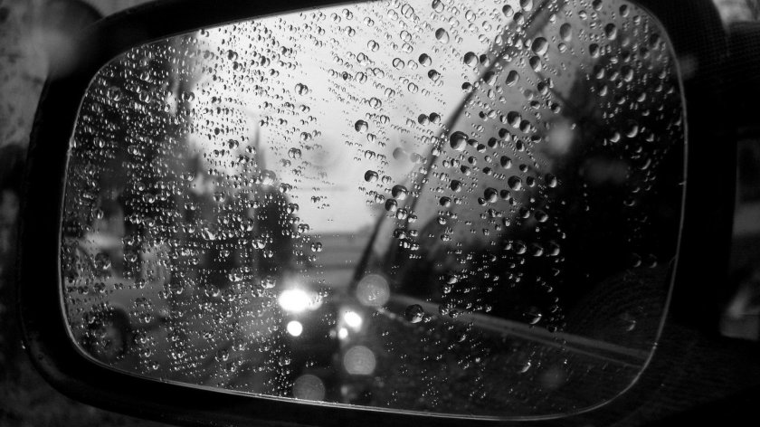 Вид автомобилей с каплями на стекле рисунки