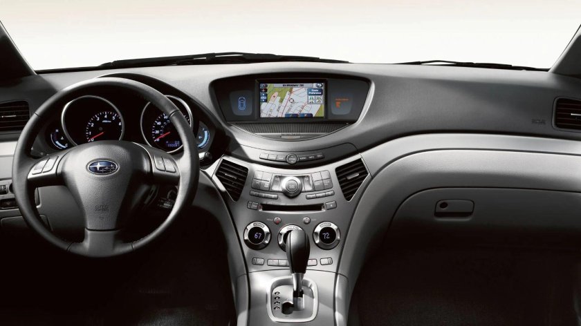 Субару Трибека 2013 салон