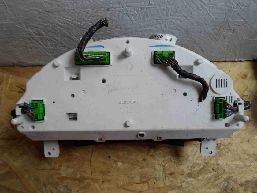 Приборная панель Tribeca