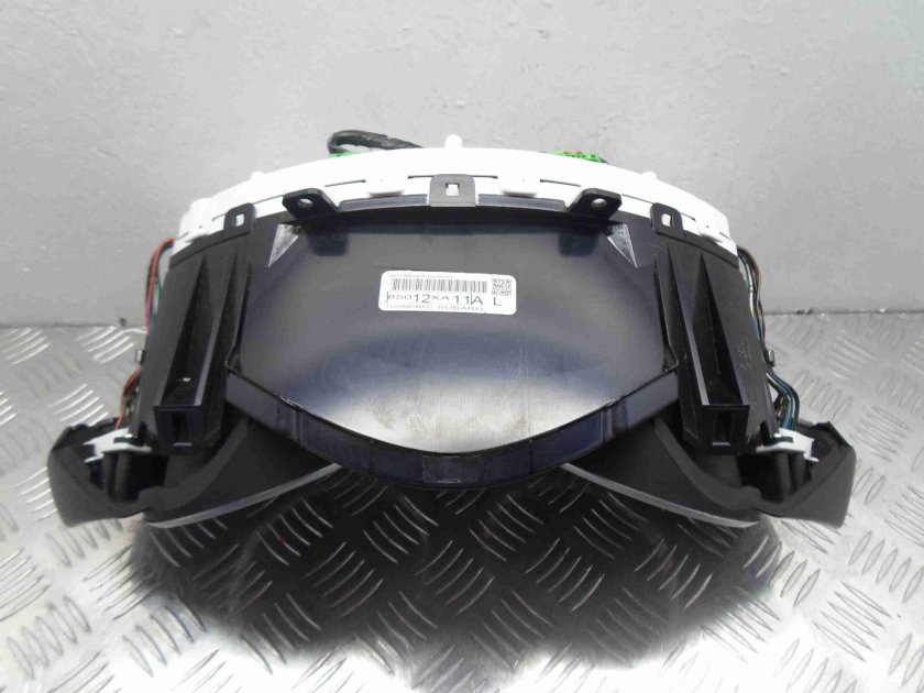 Панель приборов Трибека