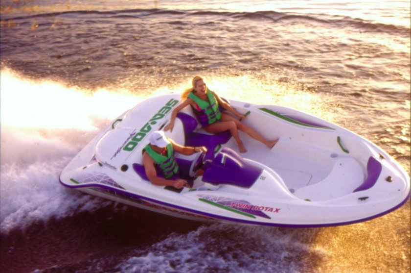 Катер BRP Sea-Doo