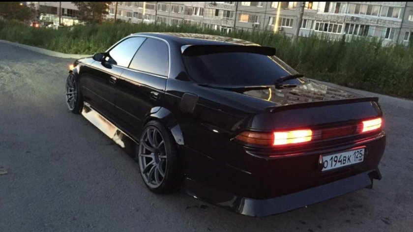 Тойота Марк 2 90 кузов Самурай