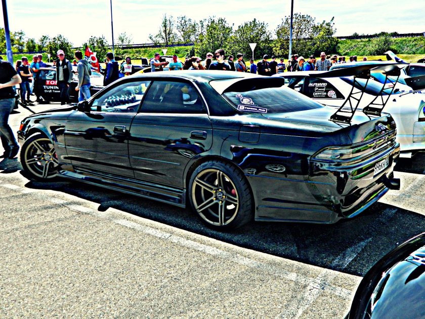 Тойота Марк 2 тюнингованный