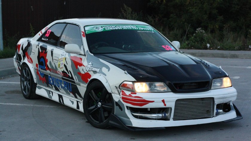 Тойота Марк 2 100