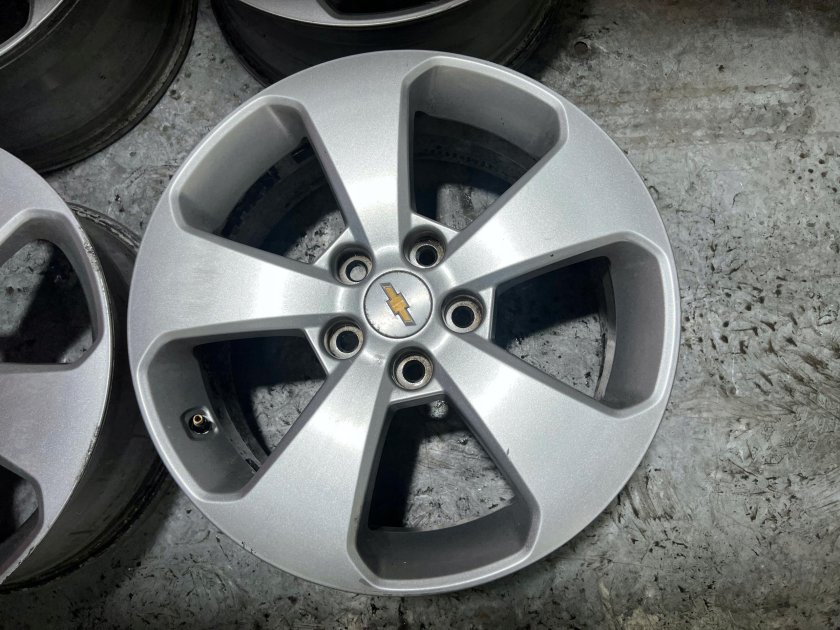 Колес Круз диск железные 205/60/16