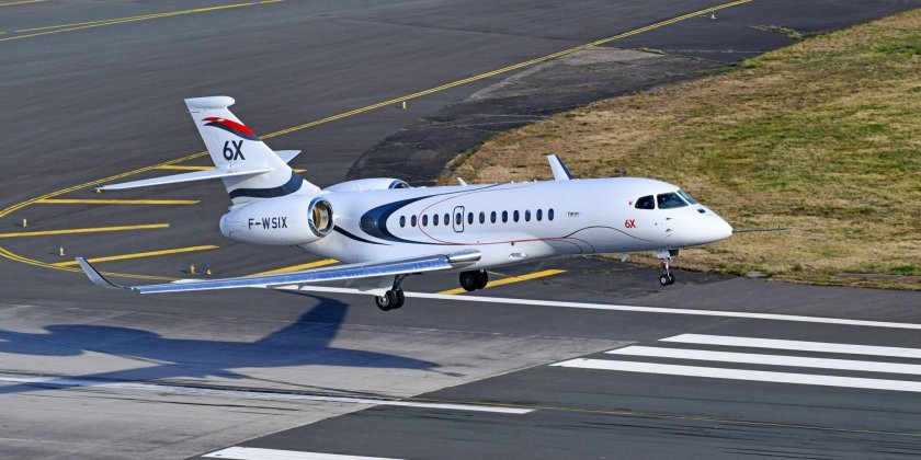 Dassault Falcon 10 самолет