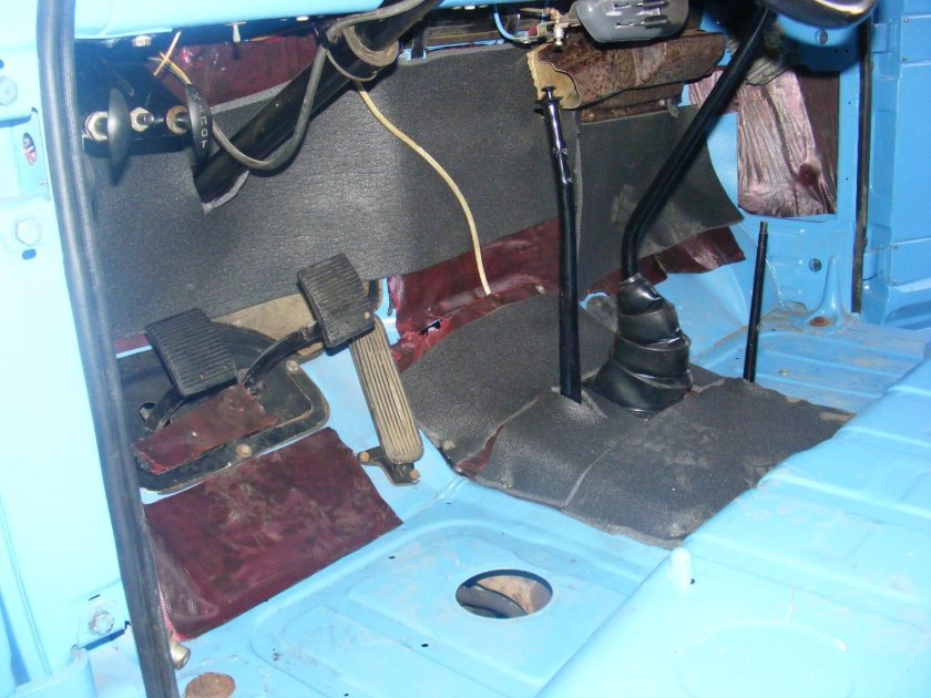 Шумоизоляция кабины ГАЗ 3307