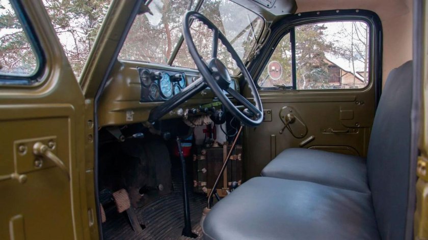 ГАЗ 63 салон