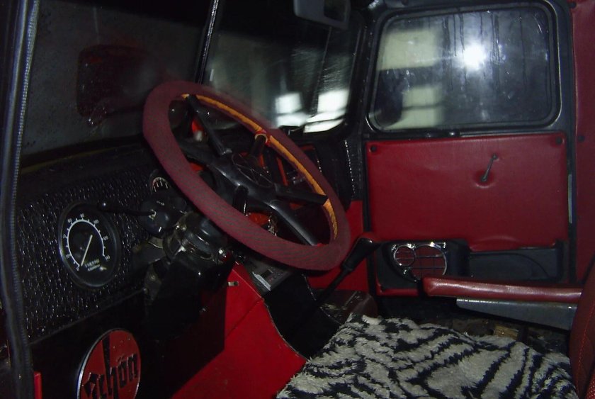 ГАЗ 66 салон кабины