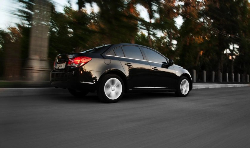 Chevrolet Cruze черный