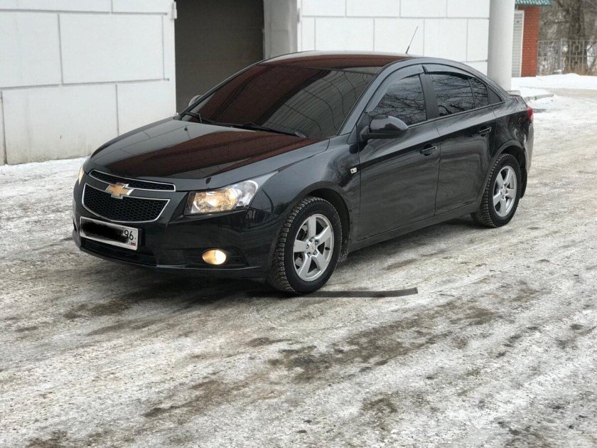 Chevrolet Cruze 2011 черный