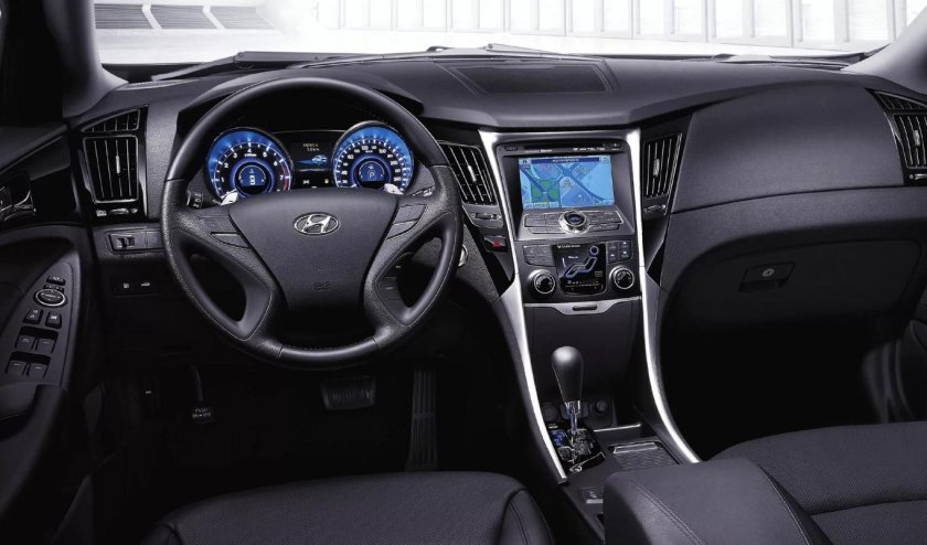 Hyundai Sonata 2011 2.0