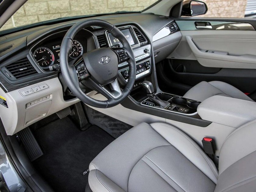 Hyundai Sonata 2015 Interior