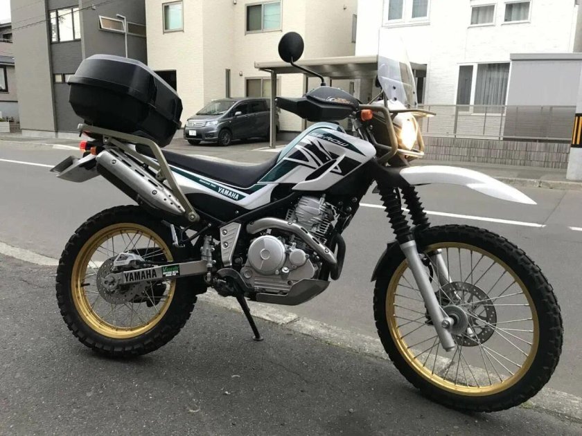 Ямаха Serow 250