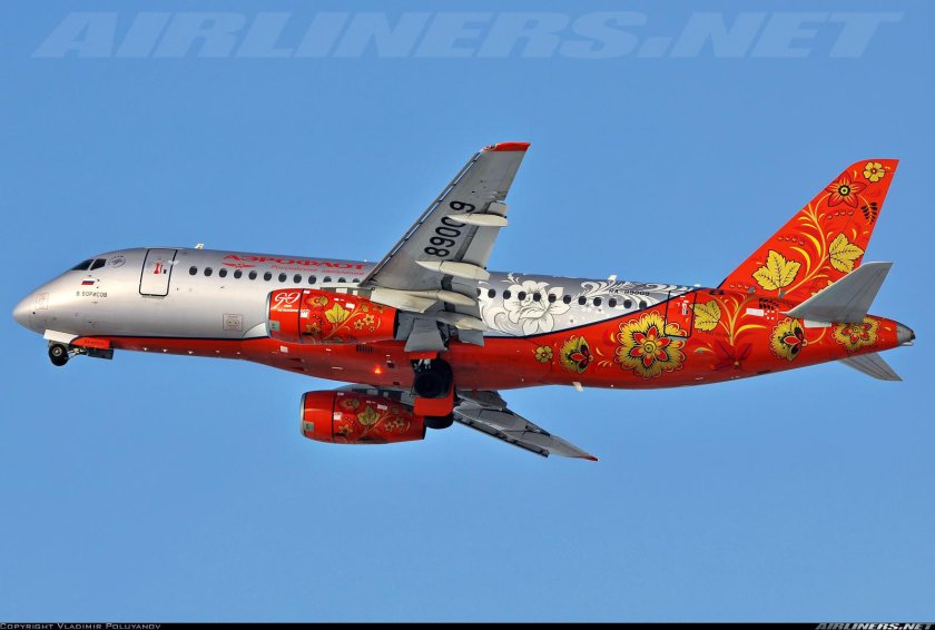 SSJ 100 Хохлома