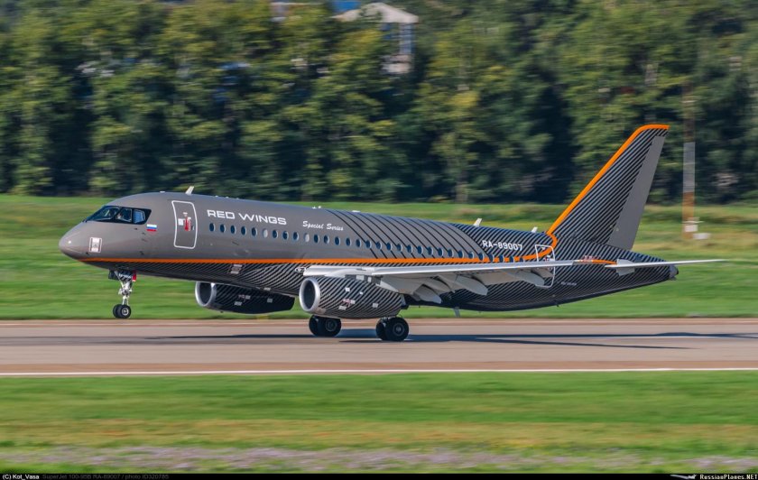 Суперджет Red Wings