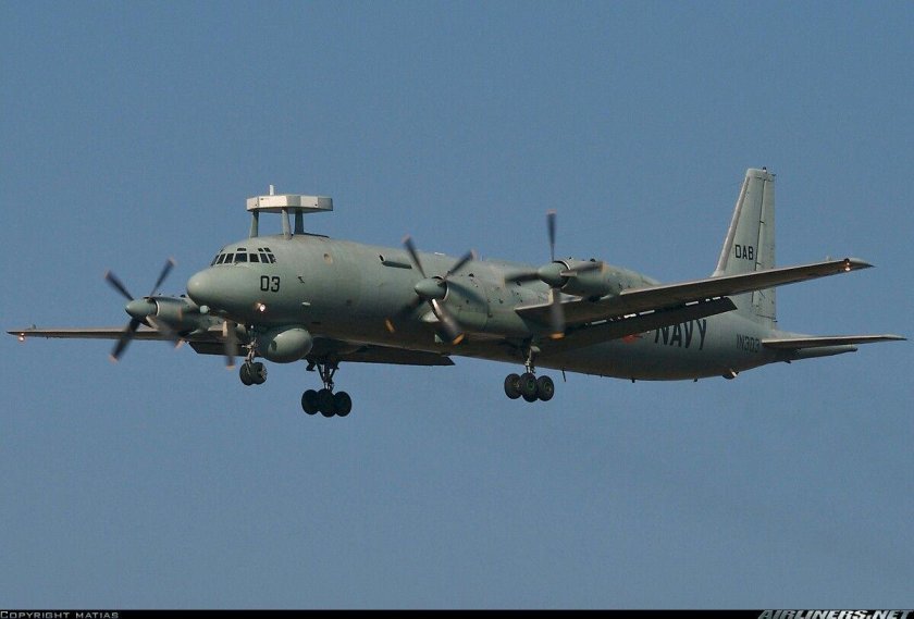 Противолодочный самолет ил-38н