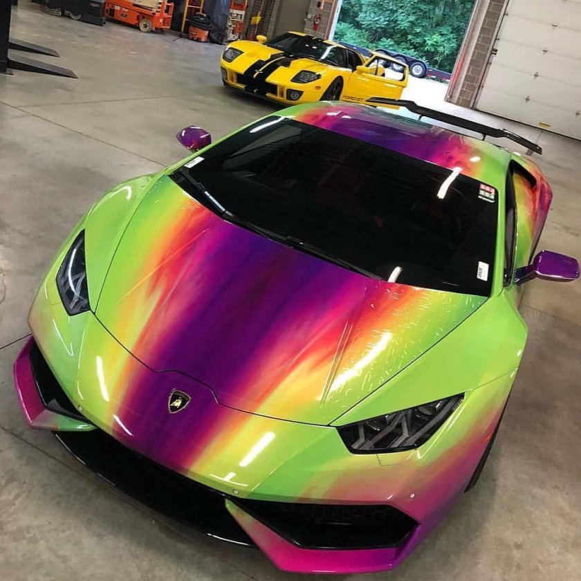 Ламборгини Хуракан хамелеон