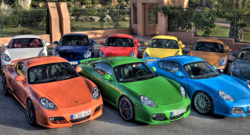 Яркие машины