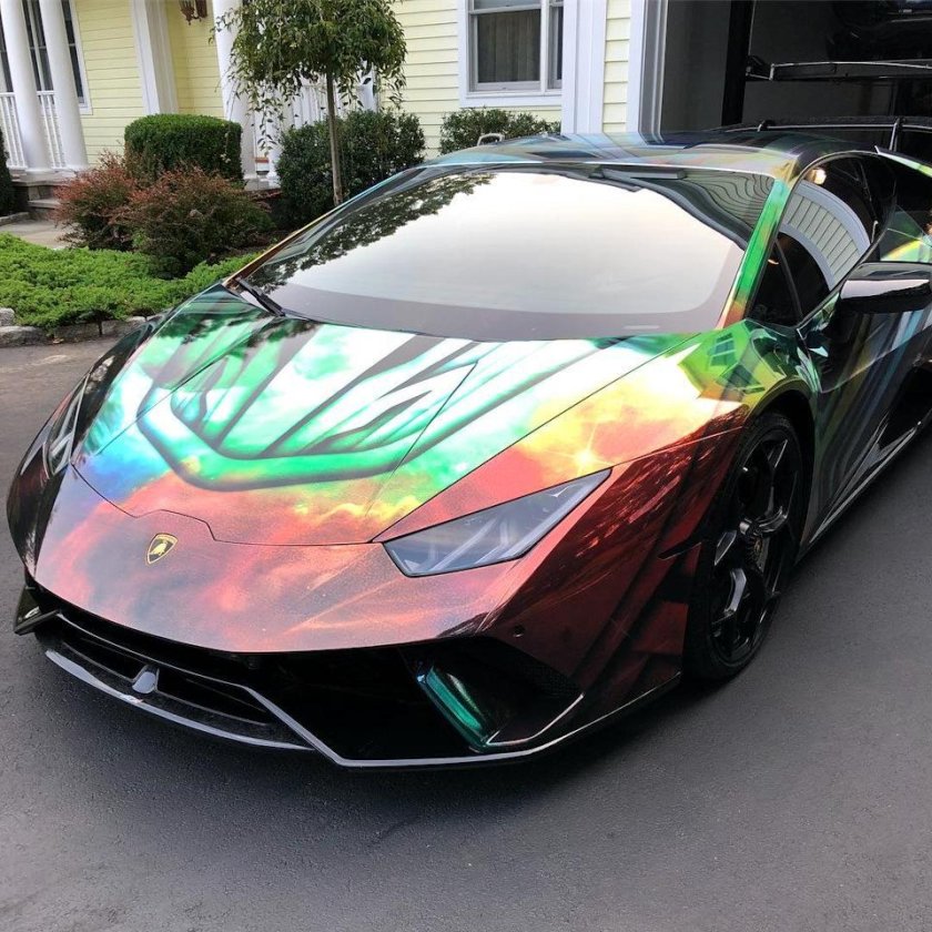 Ламборджини авентадор хамелеон