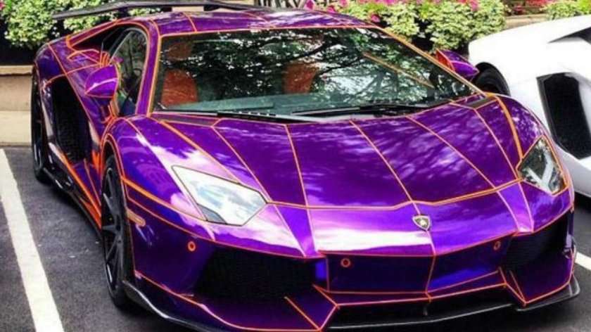 Ламборджини авентадор хамелеон