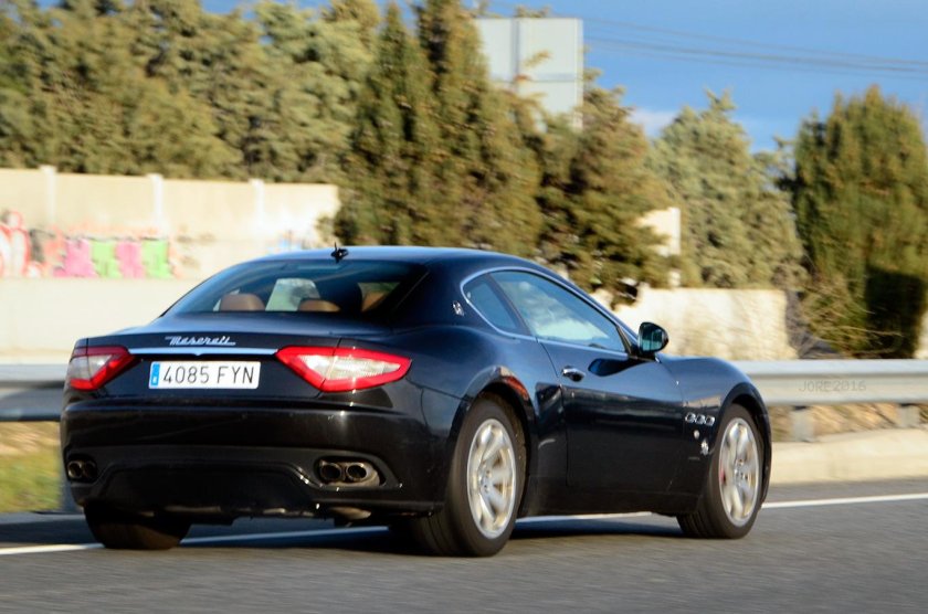 Maserati GRANTURISMO 2023 сзади