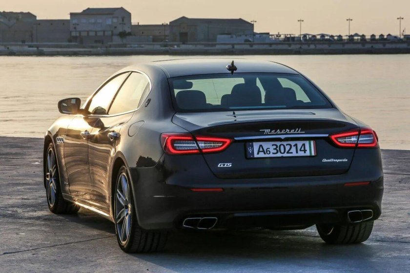 Мазерати Кватропорте 2017