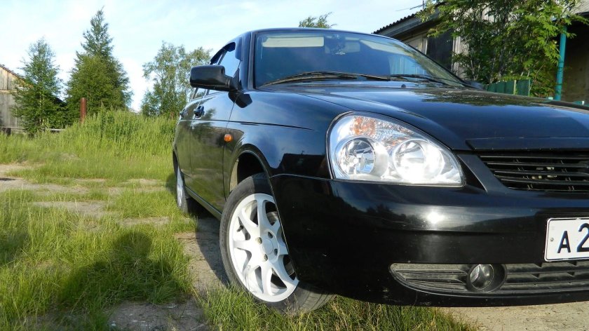 Лада приора 2011