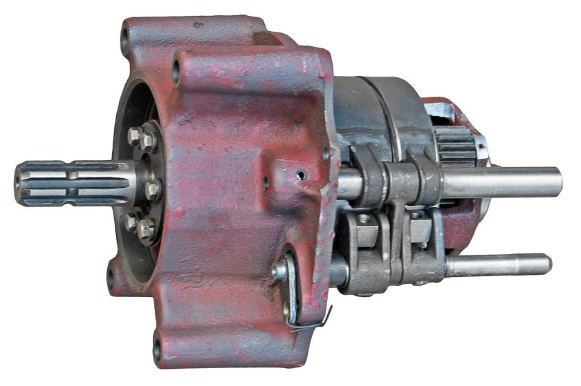 Крышка ВОМ 1221-4202020-А БЗТДИА