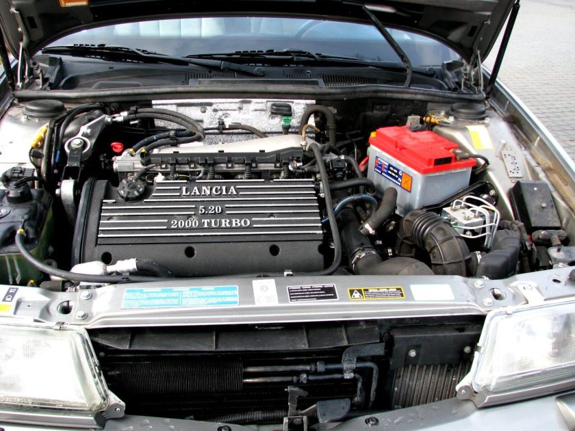 Lancia 2.0 20v