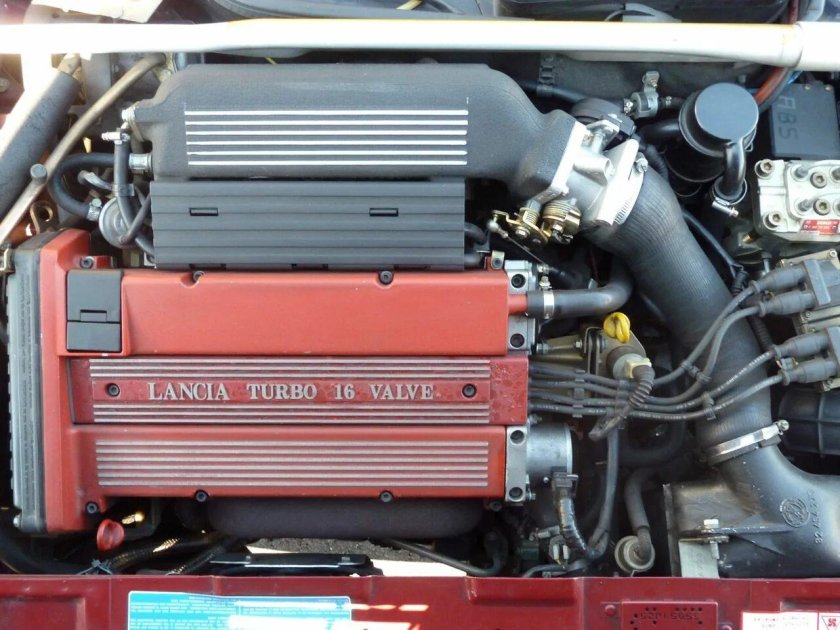 Двигатель Лянча Дельта 20v