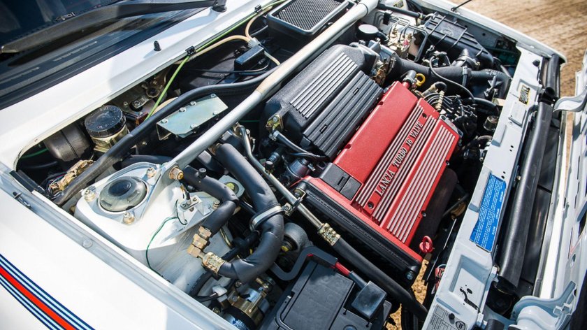 Двигатель Лянча Дельта 20v