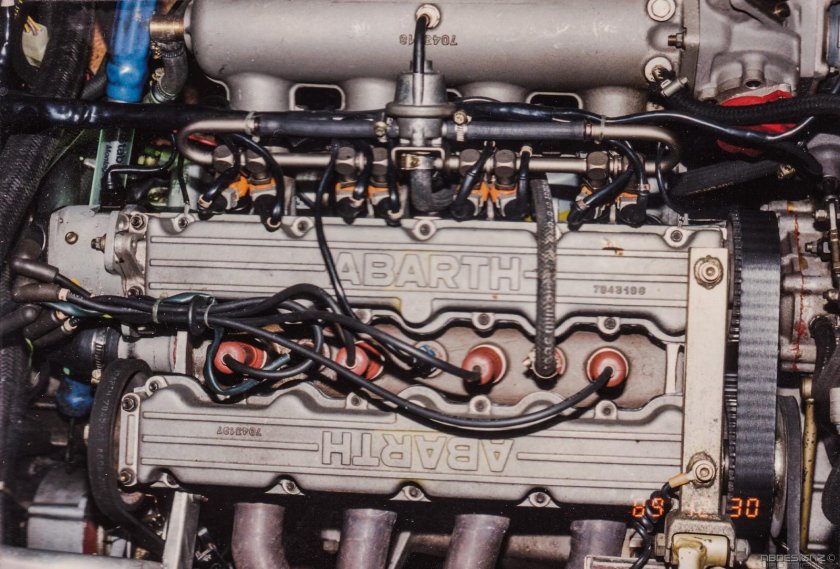 Лянча Дельта s4 мотор