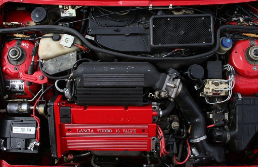 Lancia Delta integrale двигатель