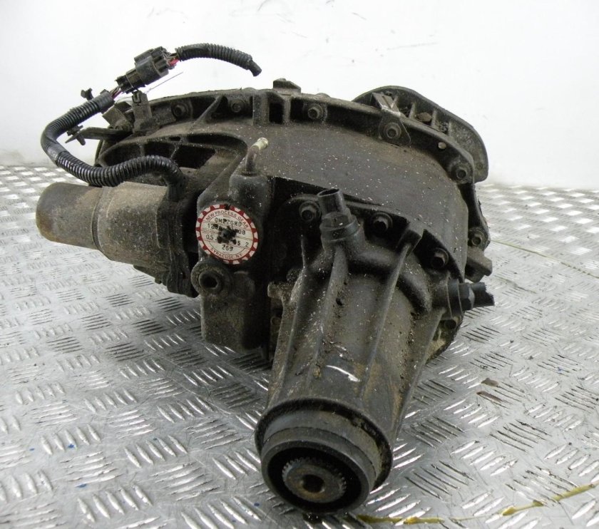 Раздатка Шевроле Трейлблейзер 4.2