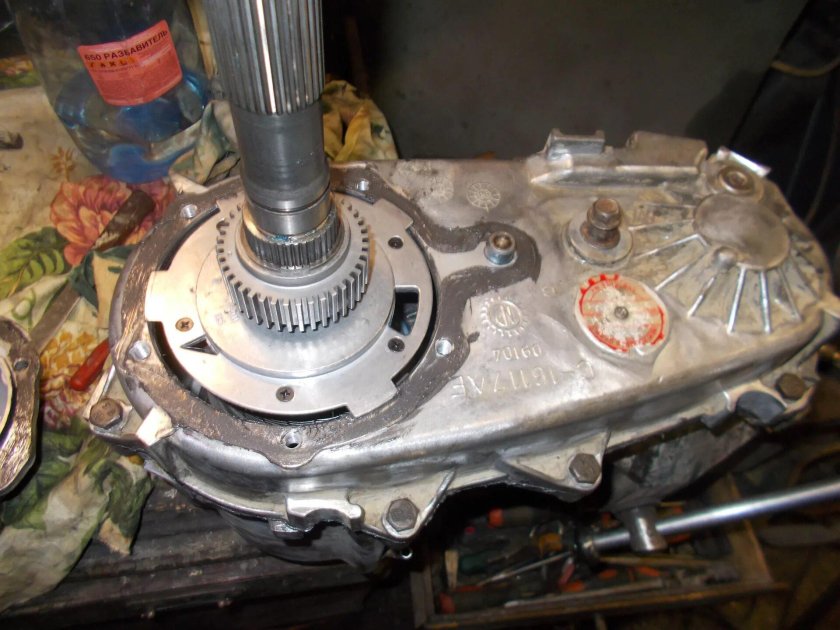 Раздаточная коробка Шевроле блейзер 4.3