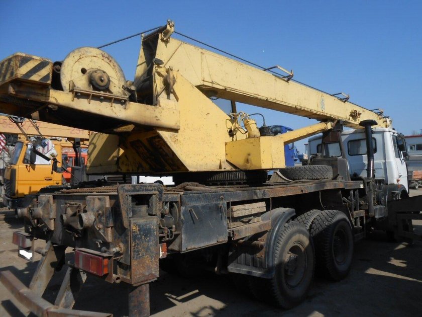 Автокран ивановец 32т