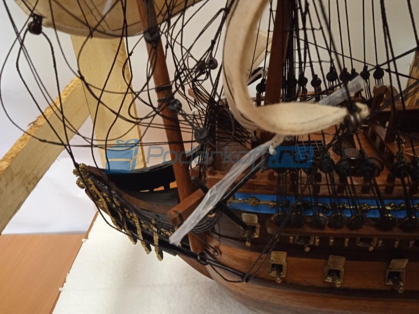 Модель парусного корабля ингерманланд
