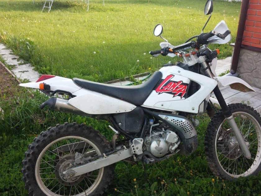 Ямаха Ланза дт230