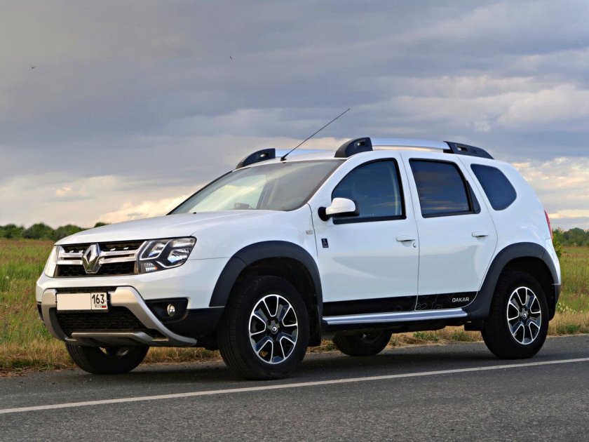 Рено Дастер белый