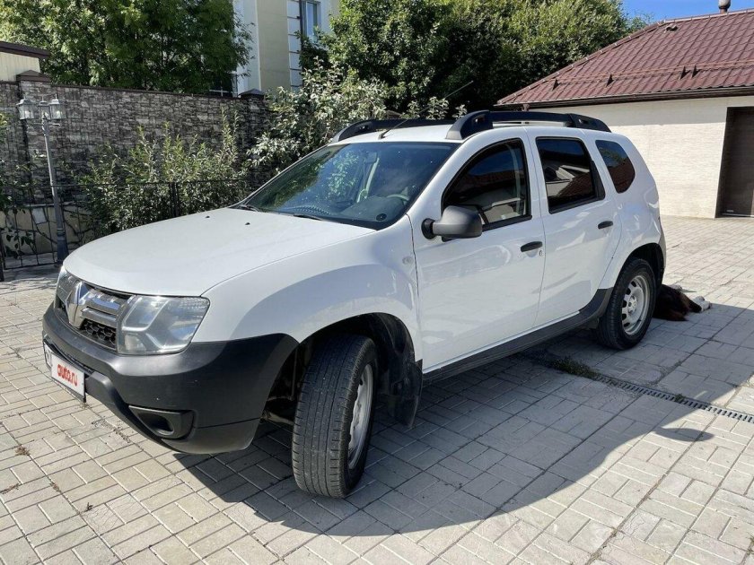 Рено Дастер 1.6