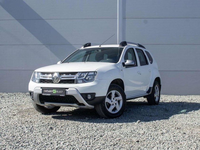 Рено Дастер белый