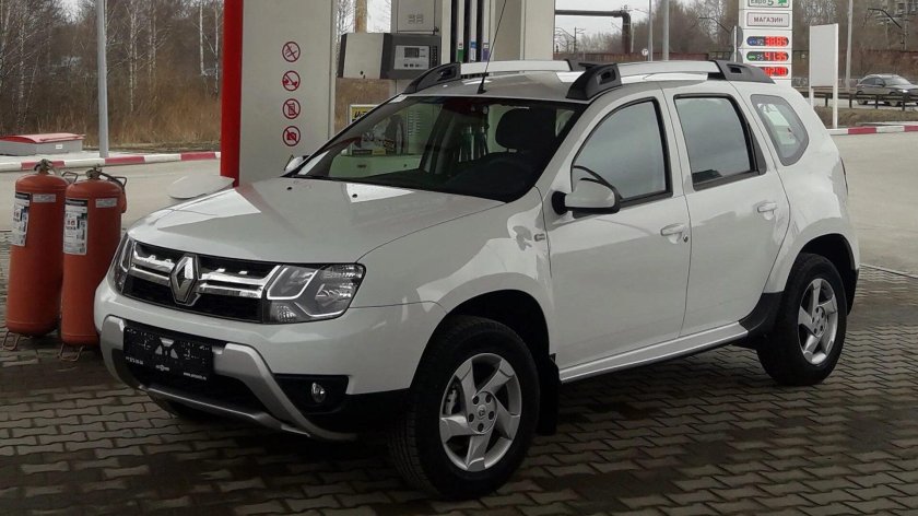 Рено Дастер 2021 белый стайл