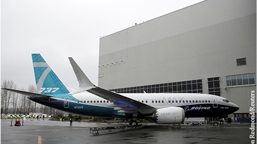 737 Max 7