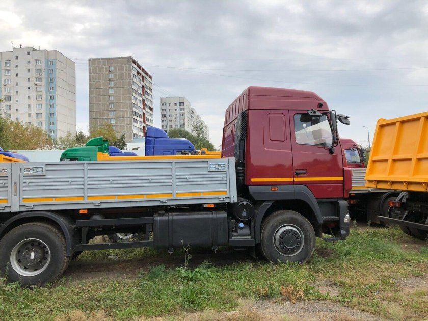 МАЗ 631228 бортовой