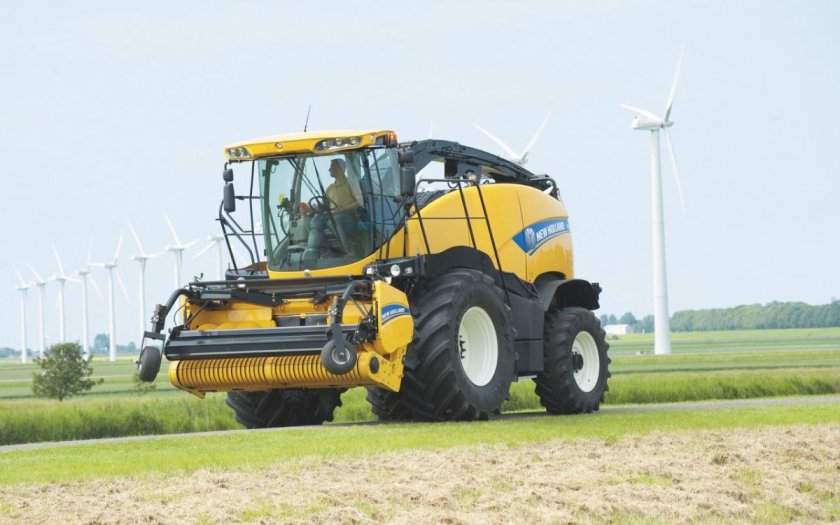 Кормоуборочный комбайн Нью Холланд