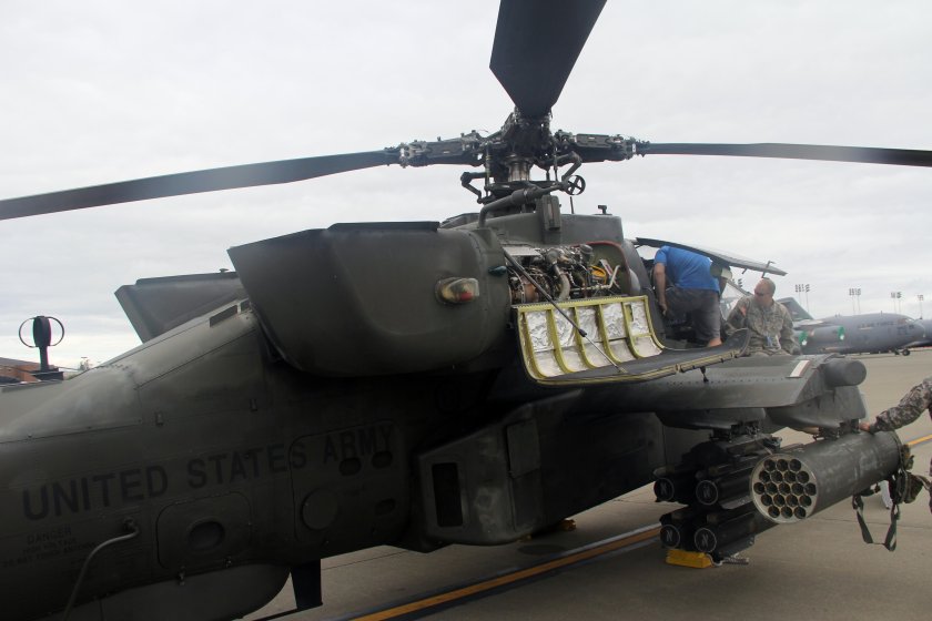 Вертолёт Ah-64a Apache