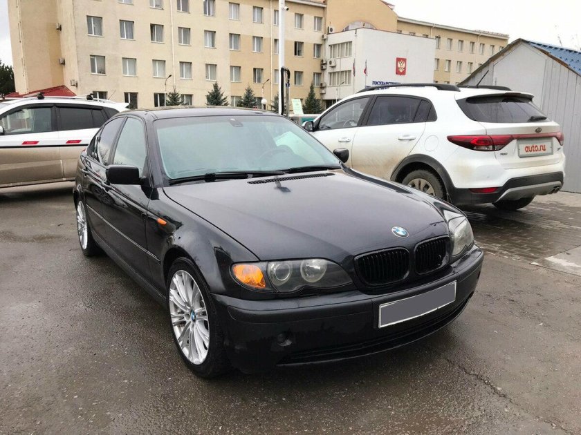 БМВ 320i 2004