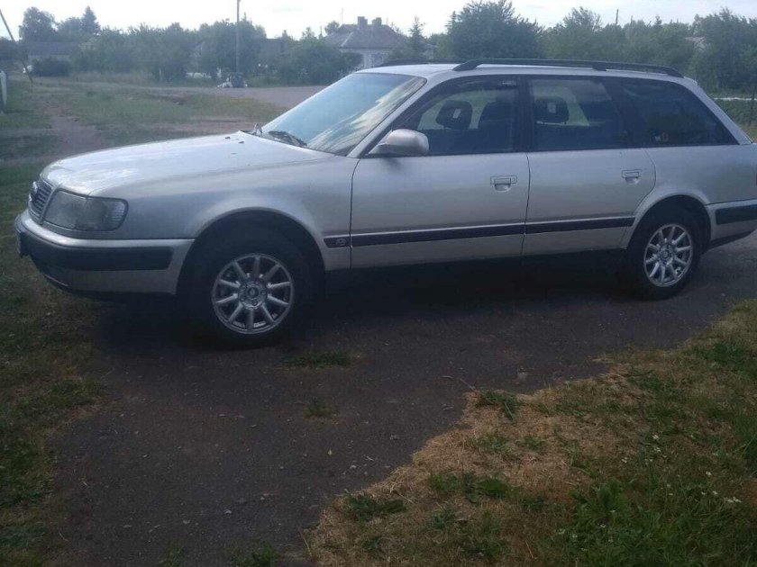 Ауди 100 с 4 универсал